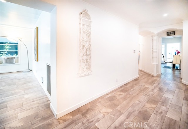 MLS #SR25126353 image #9