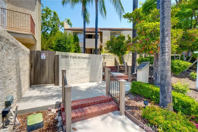 MLS #SR25128105 image #1