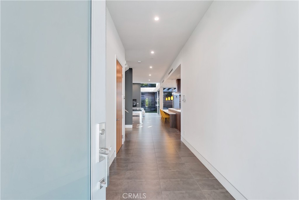 MLS #SR25128251 image #6