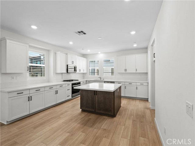 MLS #SR25130227 image #13