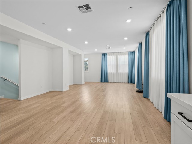 MLS #SR25130227 image #7