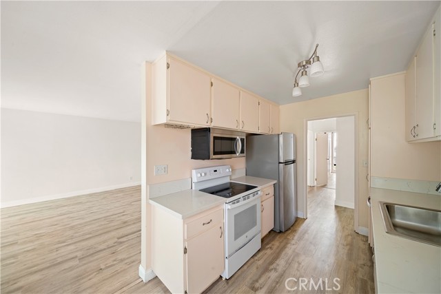 MLS #SR25131307 image #6