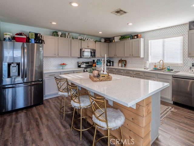 MLS #SR25131350 image #4