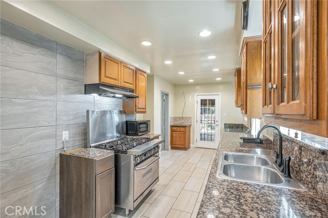 MLS #SR25131475 image #9