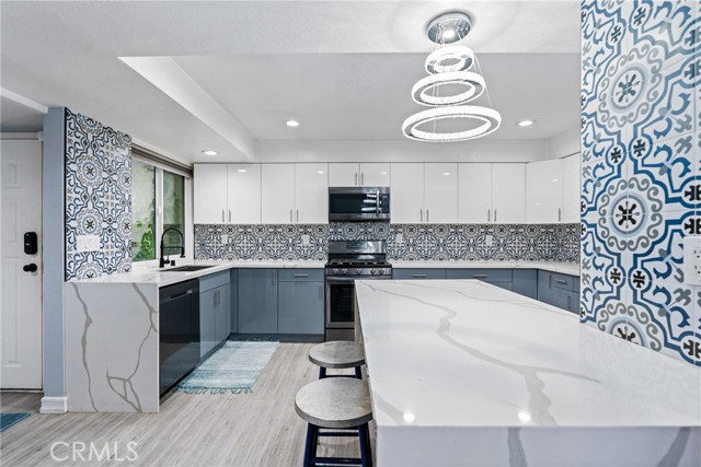 MLS #SR25131868 image #1