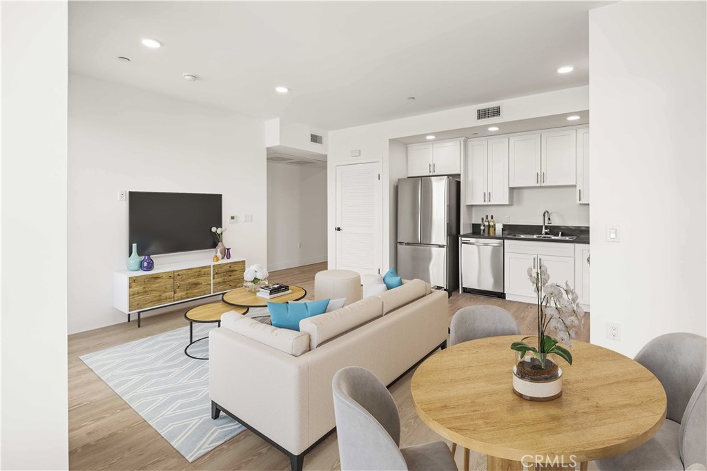 MLS #SR25132684 image #2