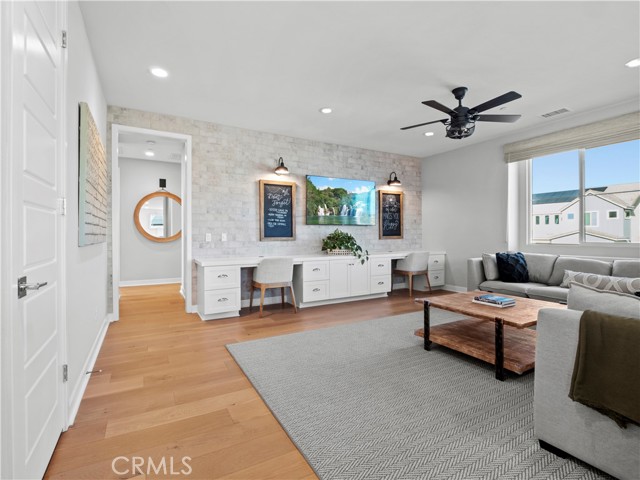 MLS #SR25132929 image #9