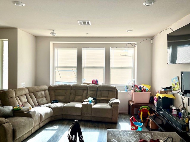 MLS #SR25133954 image #3