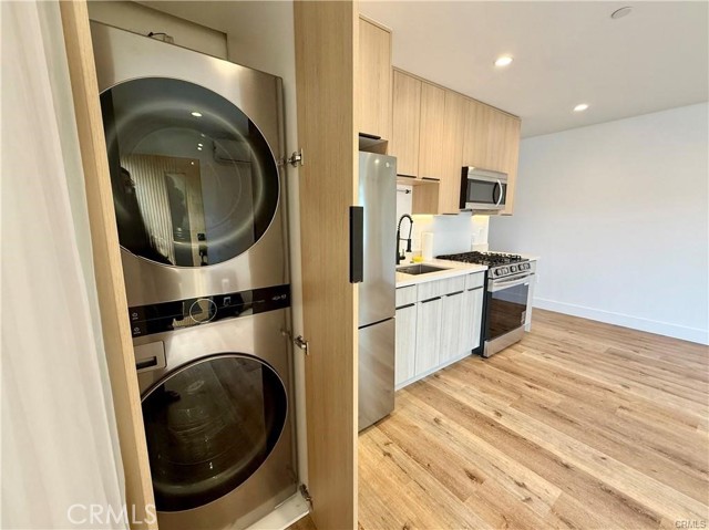 MLS #SR25134010 image #2