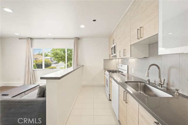 MLS #SR25135006 image #5