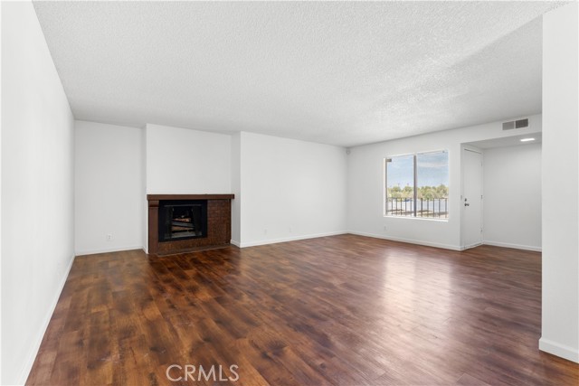 MLS #SR25135097 image #3