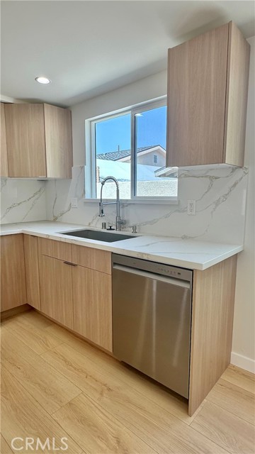 MLS #SR25135871 image #9