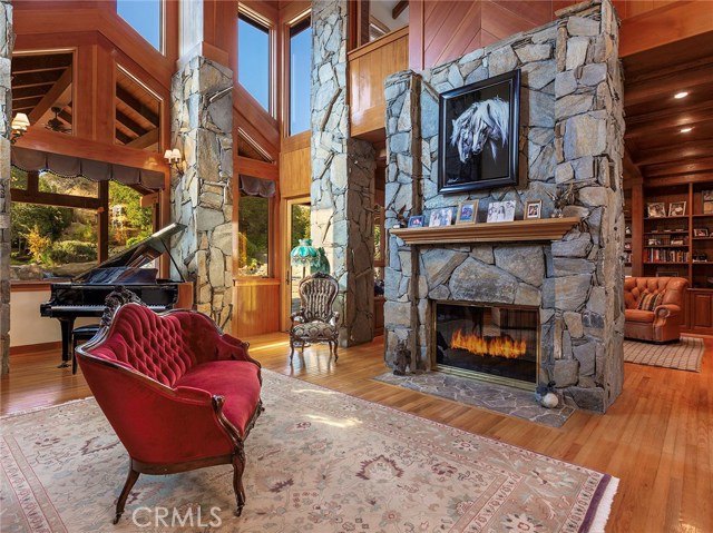 MLS #SR25136062 image #13