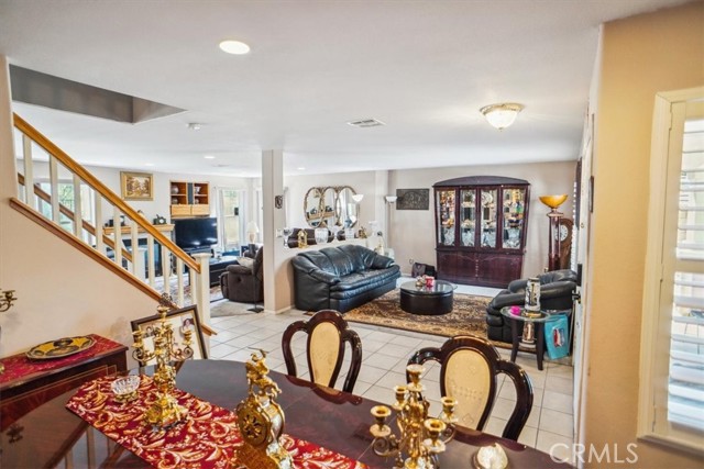 MLS #SR25136626 image #10