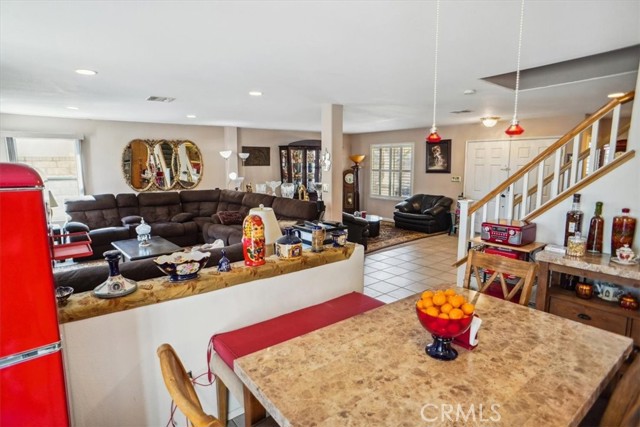 MLS #SR25136626 image #9