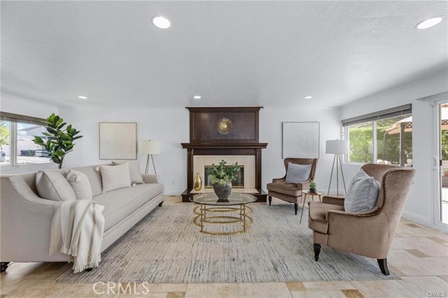 MLS #SR25141363 image #1