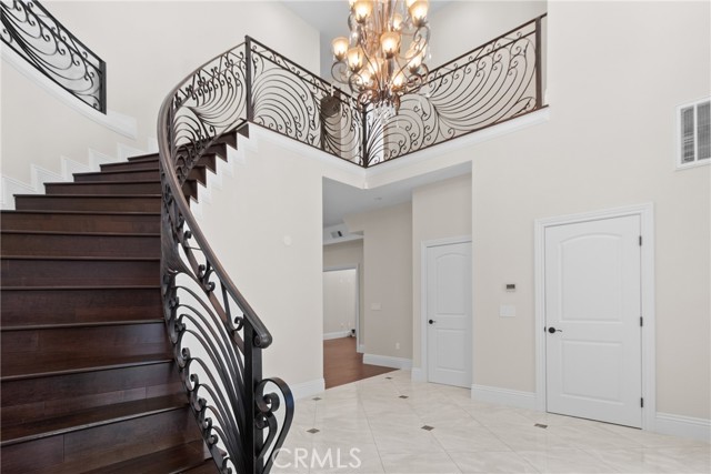 MLS #SR25141685 image #13