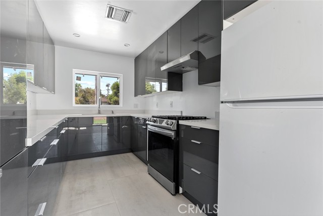 MLS #SR25141958 image #4