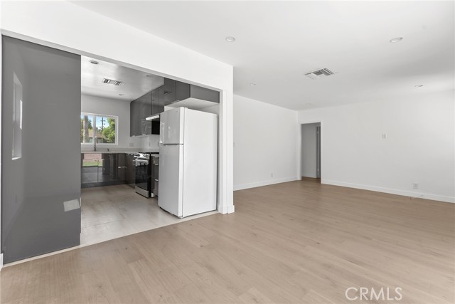 MLS #SR25141958 image #8