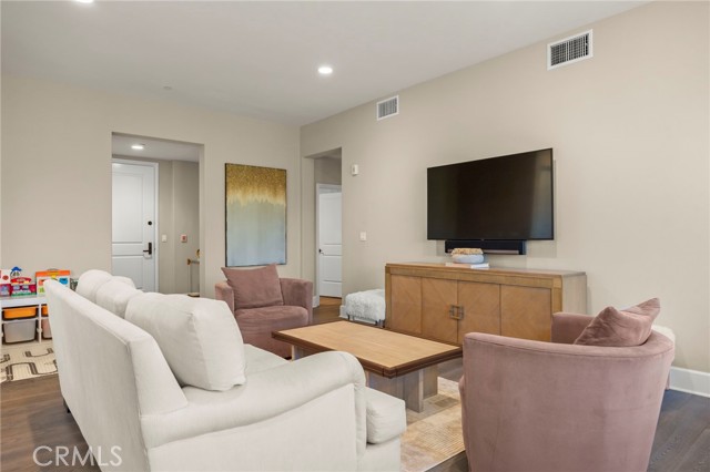 MLS #SR25142793 image #7