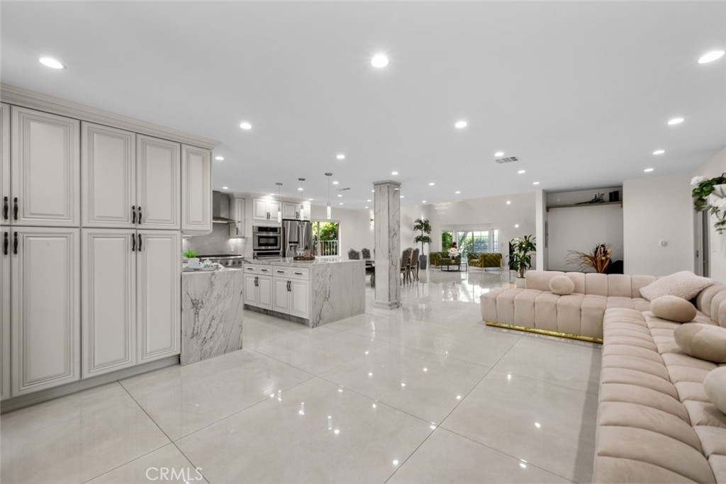 MLS #SR25142888 image #12