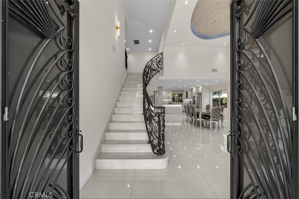 MLS #SR25142888 image #4