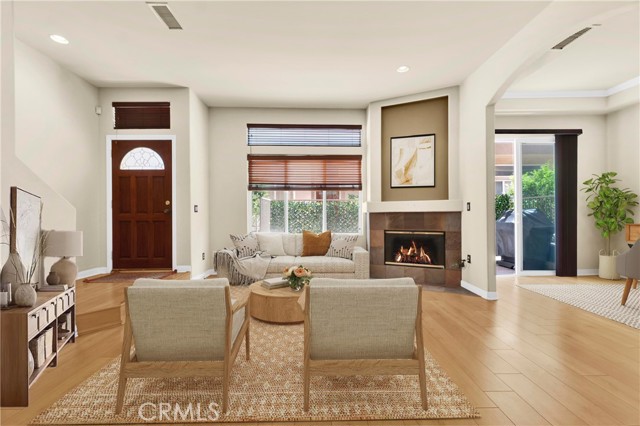 MLS #SR25144095 image #2