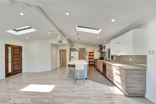 MLS #SR25144546 image #6