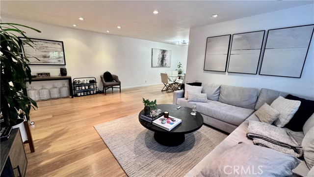 MLS #SR25147643 image #7