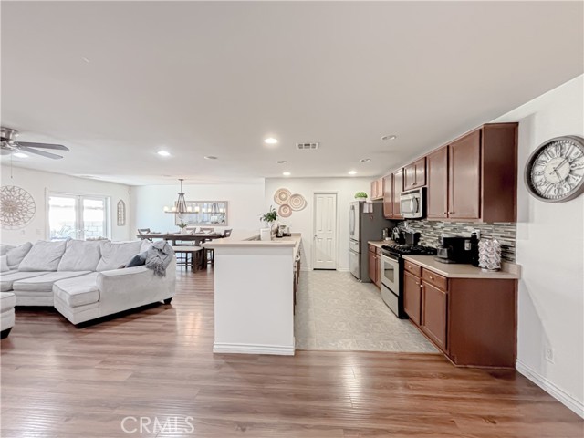 MLS #SR25150667 image #5