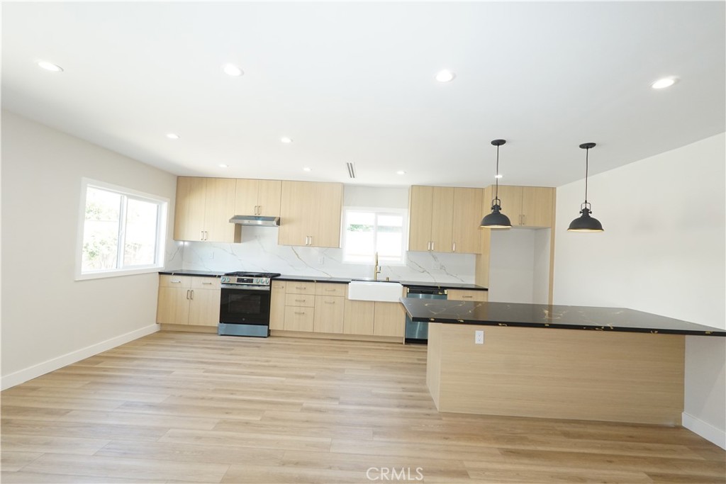 MLS #SR25150728 image #2