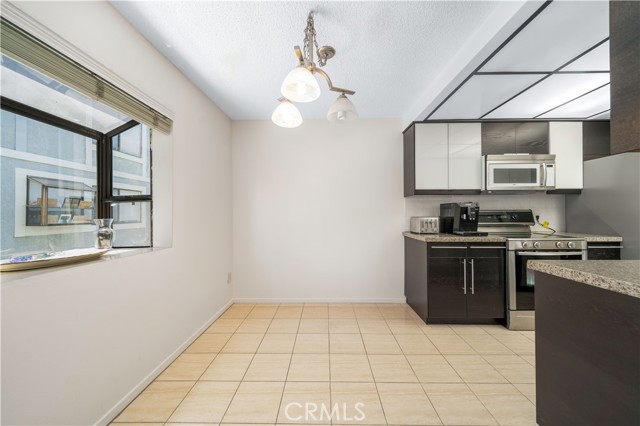 MLS #SR25151276 image #13