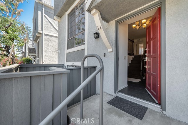 MLS #SR25151276 image #2