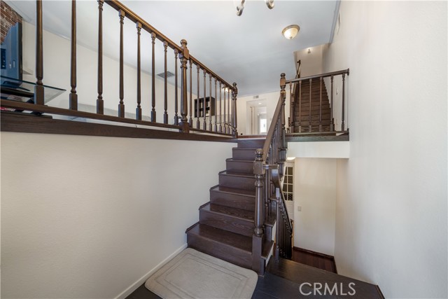 MLS #SR25151276 image #3