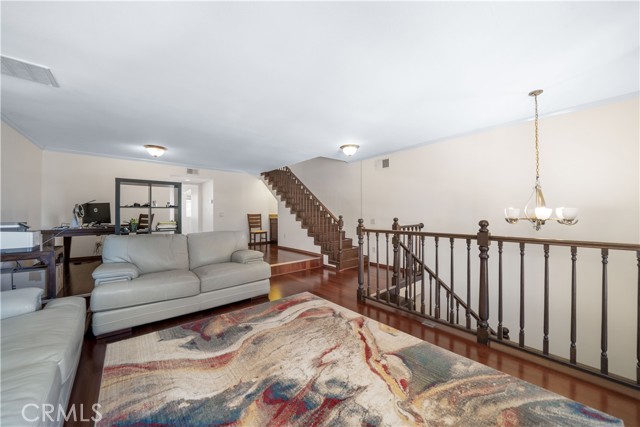 MLS #SR25151276 image #6