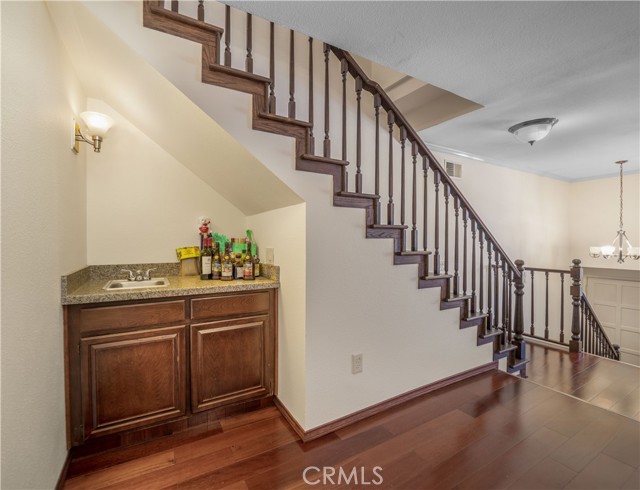 MLS #SR25151276 image #9