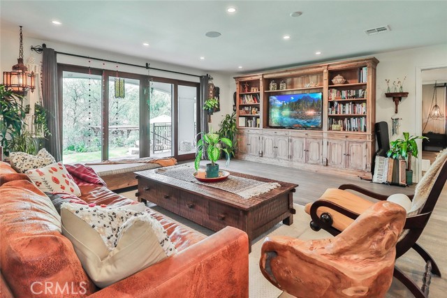 MLS #SR25151321 image #18