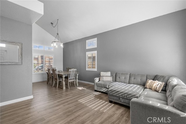 MLS #SR25151348 image #4