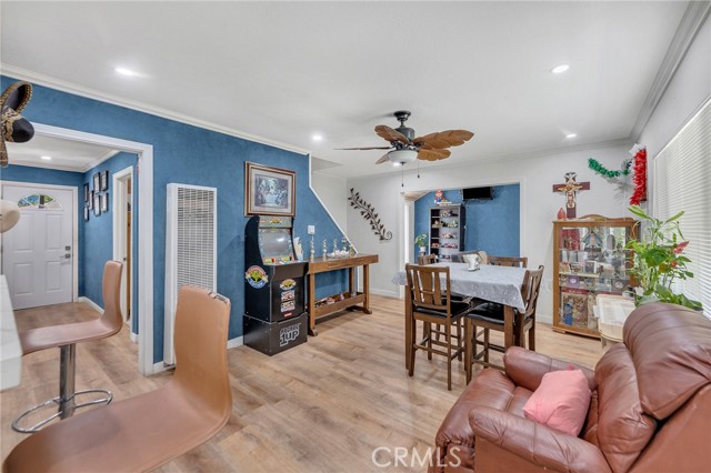 MLS #SR25151376 image #9