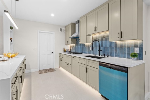 MLS #SR25151614 image #12