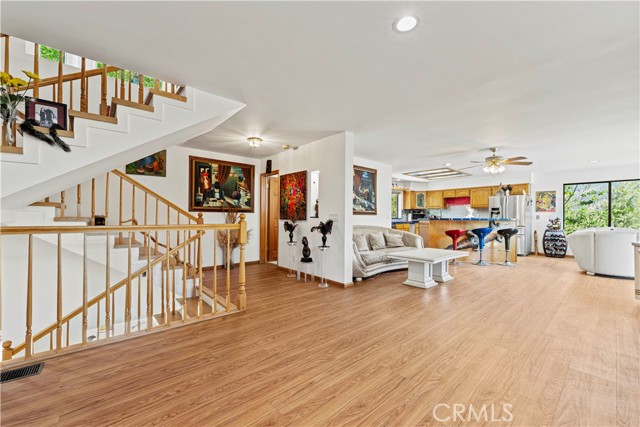 MLS #SR25152418 image #4
