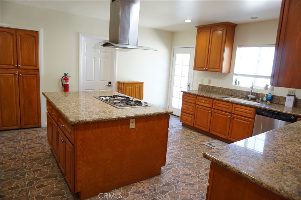 MLS #SR25152909 image #17