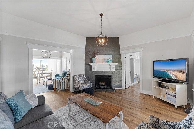 MLS #SR25154058 image #1