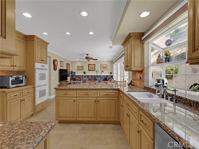 MLS #SR25154385 image #11