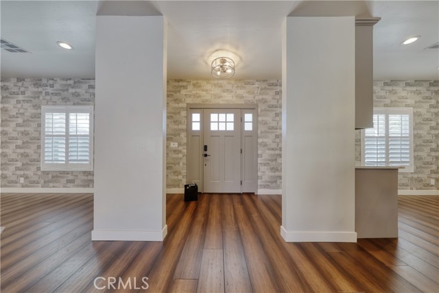 MLS #SR25154454 image #8