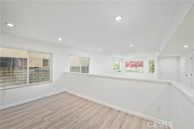 MLS #SR25154804 image #8