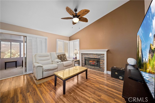 MLS #SR25155672 image #8