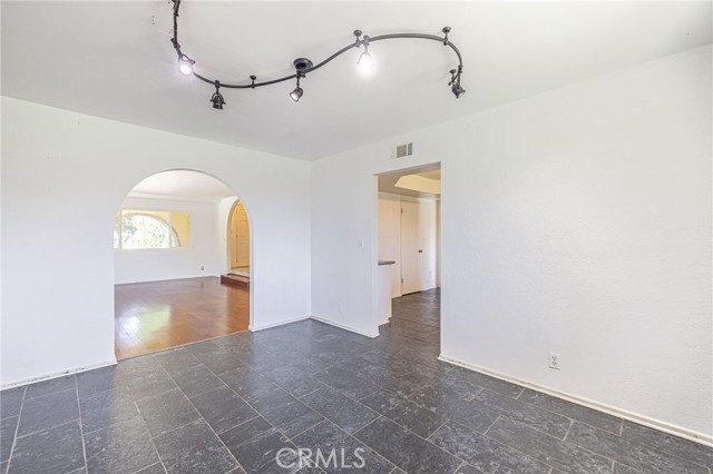 MLS #SR25156300 image #7