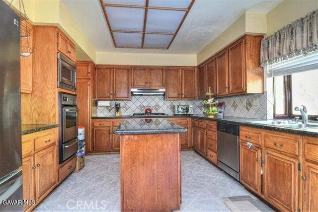 MLS #SR25156982 image #5