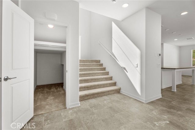 MLS #SR25157103 image #3